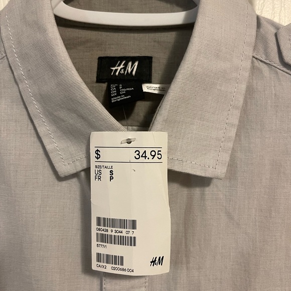 Men’s Button Up - Small - Picture 2 of 2